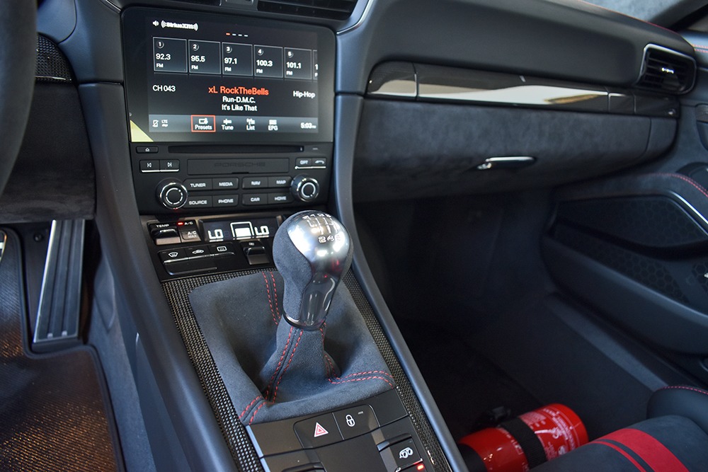 2018 Porsche 911 Image 3