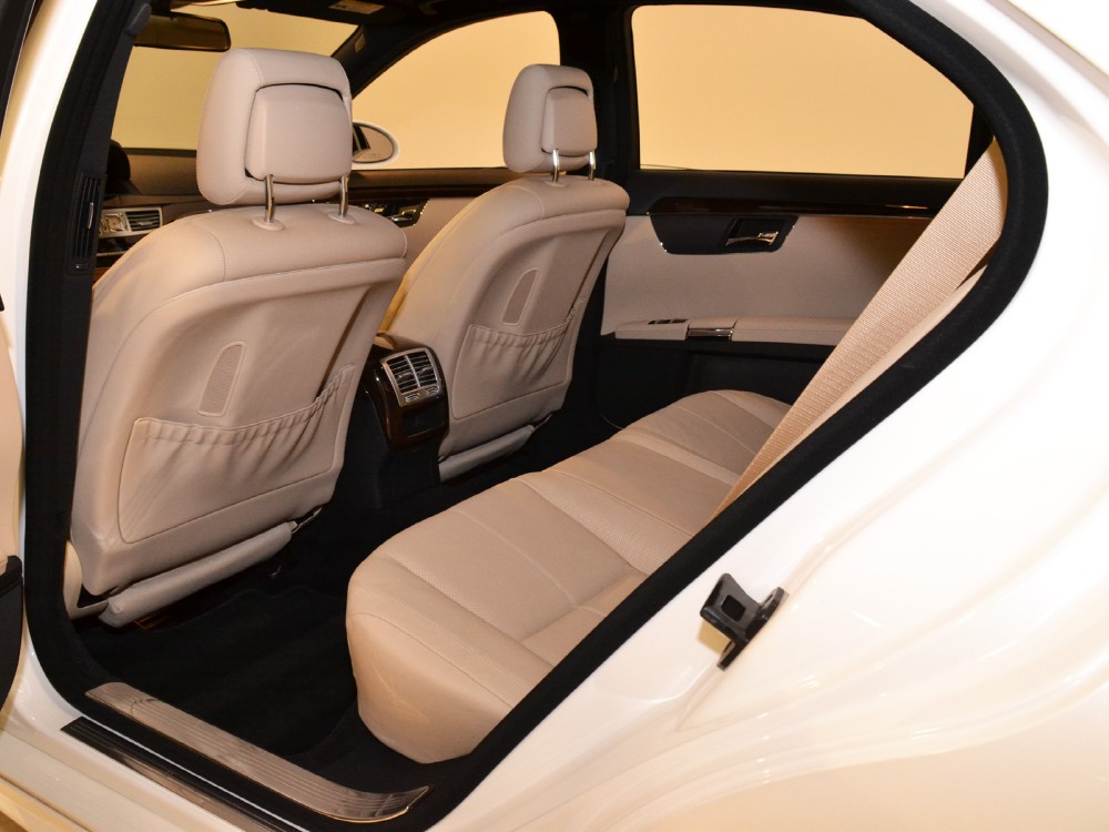 2009 Mercedes-Benz S550 Image 18