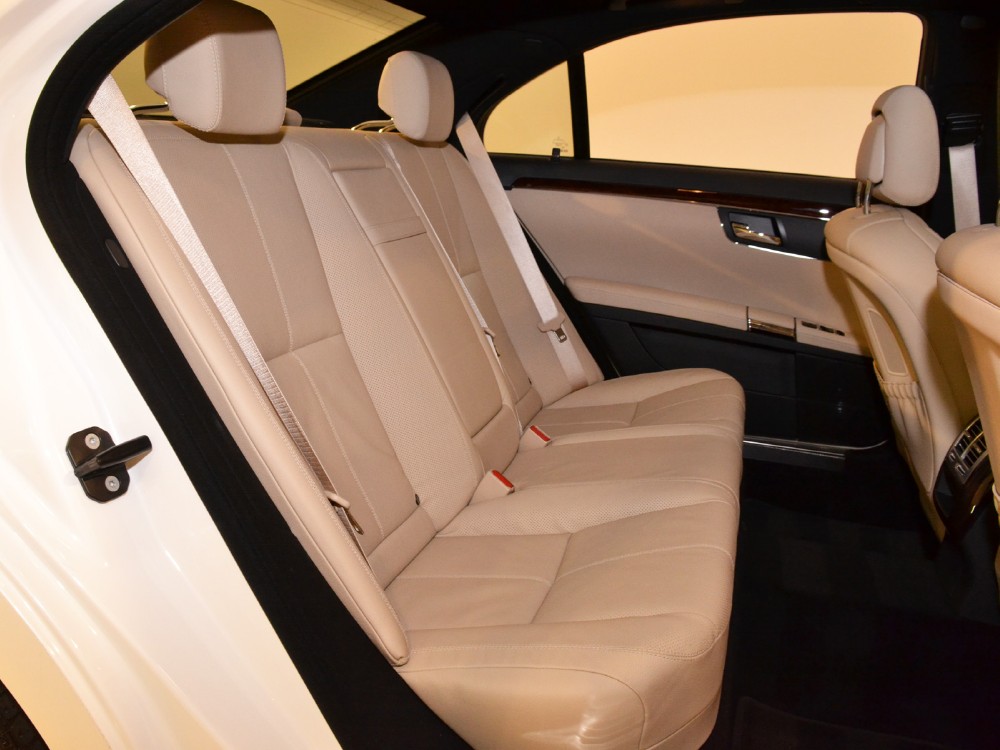 2009 Mercedes-Benz S550 Image 22