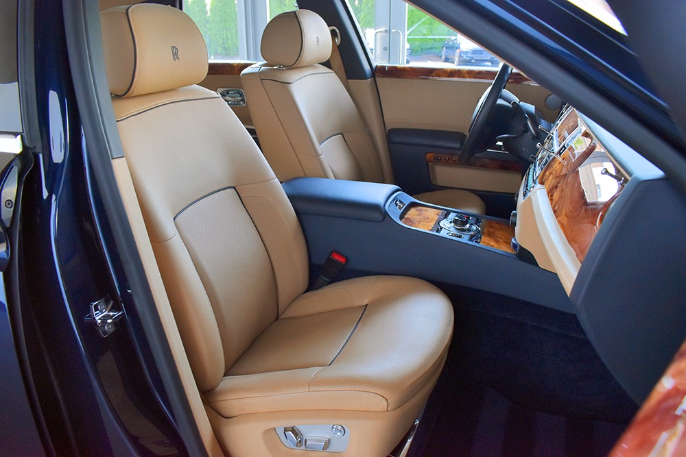 2013 Rolls-Royce Ghost Image 8