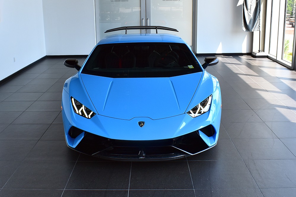 2018 Lamborghini Huracan Image 3