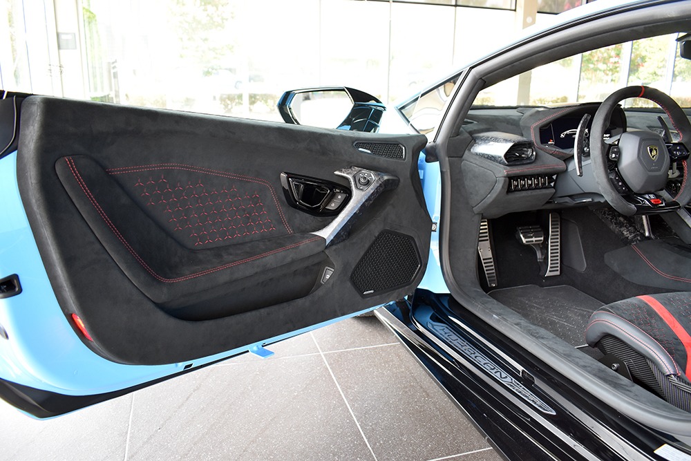 2018 Lamborghini Huracan Image 5
