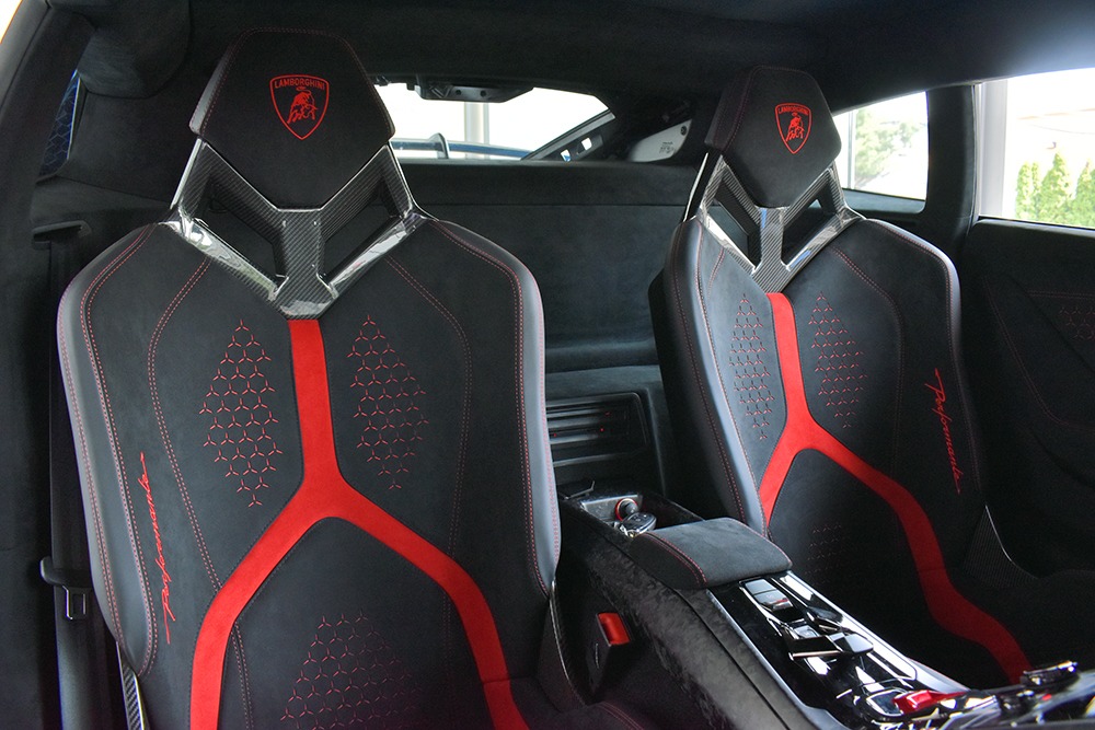 2018 Lamborghini Huracan Image 9