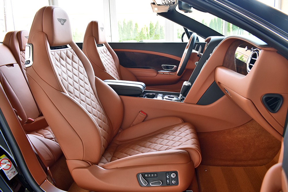 2017 Bentley Continental GT V8 Convertible Image 4