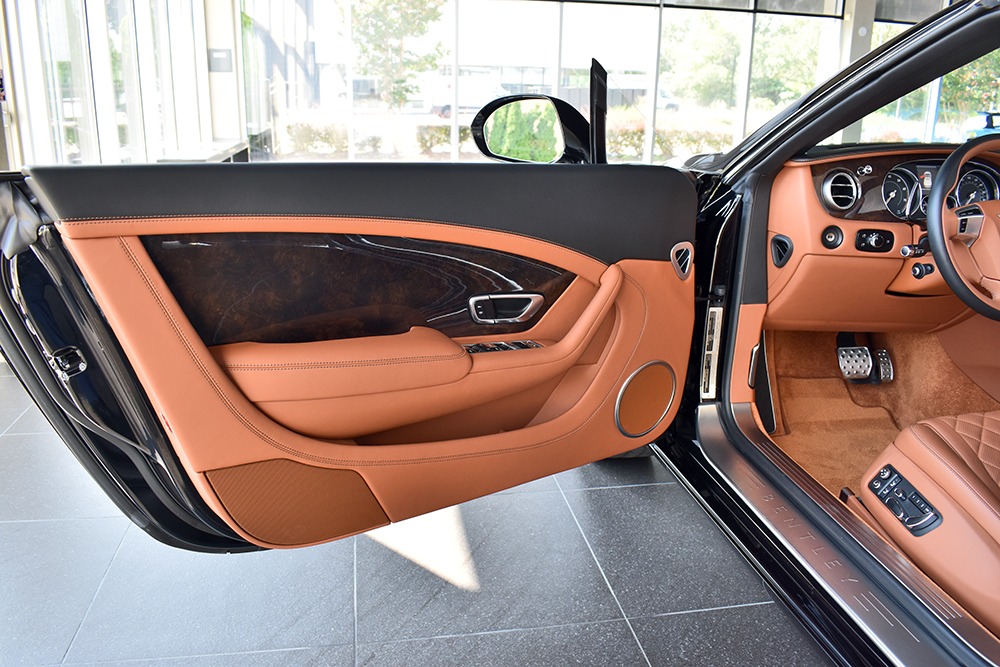 2017 Bentley Continental GT V8 Convertible Image 7