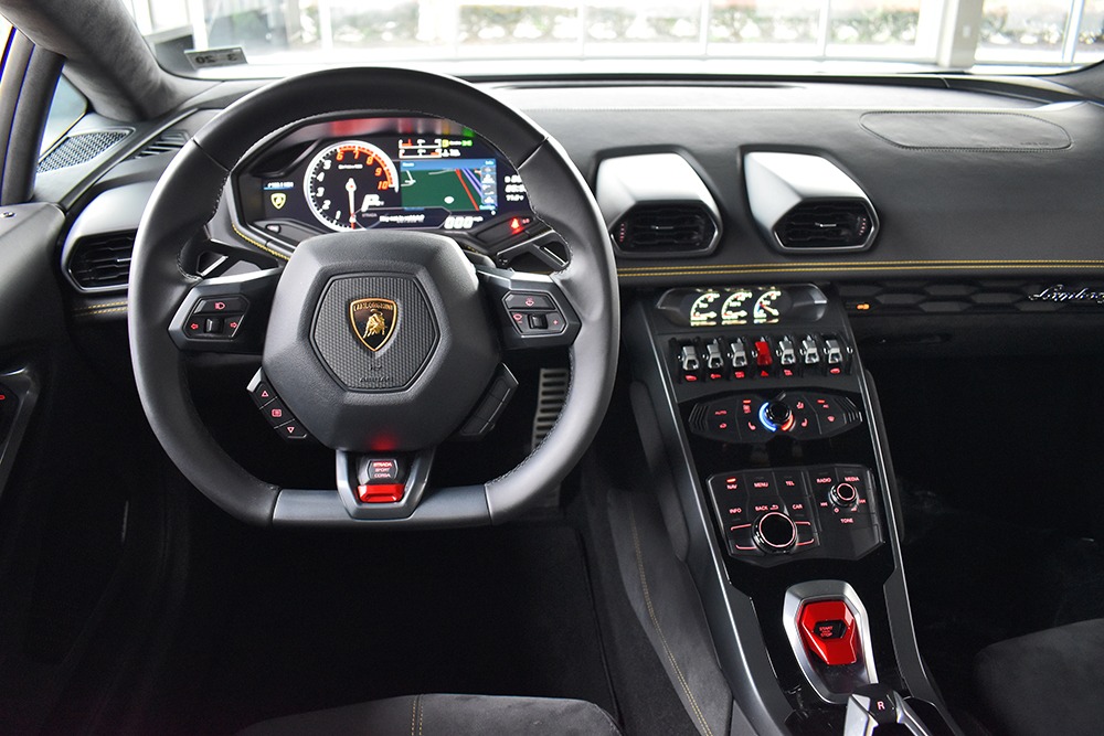 2017 Lamborghini Huracan Image 9