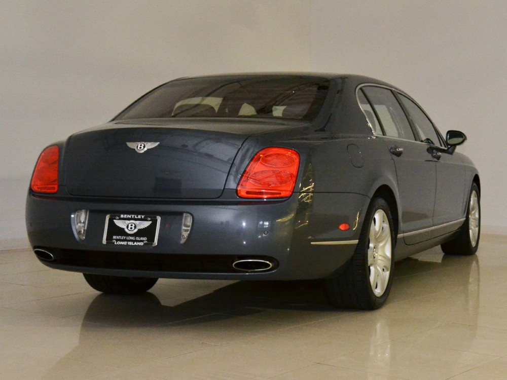 2006 Bentley Continental Flying Spur Image 2