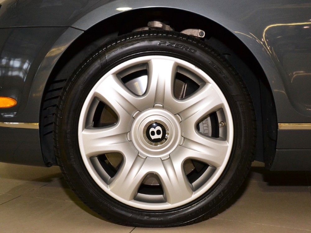 2006 Bentley Continental Flying Spur Image 4