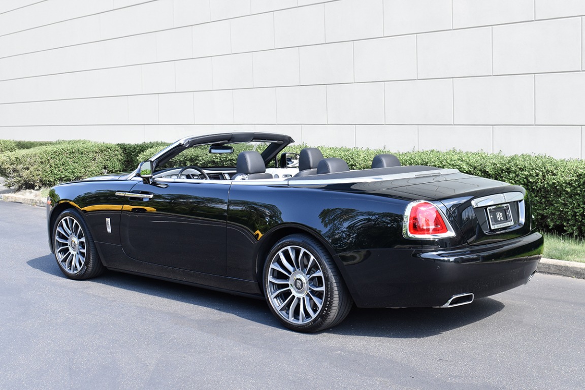 2019 Rolls-Royce Dawn Image 2