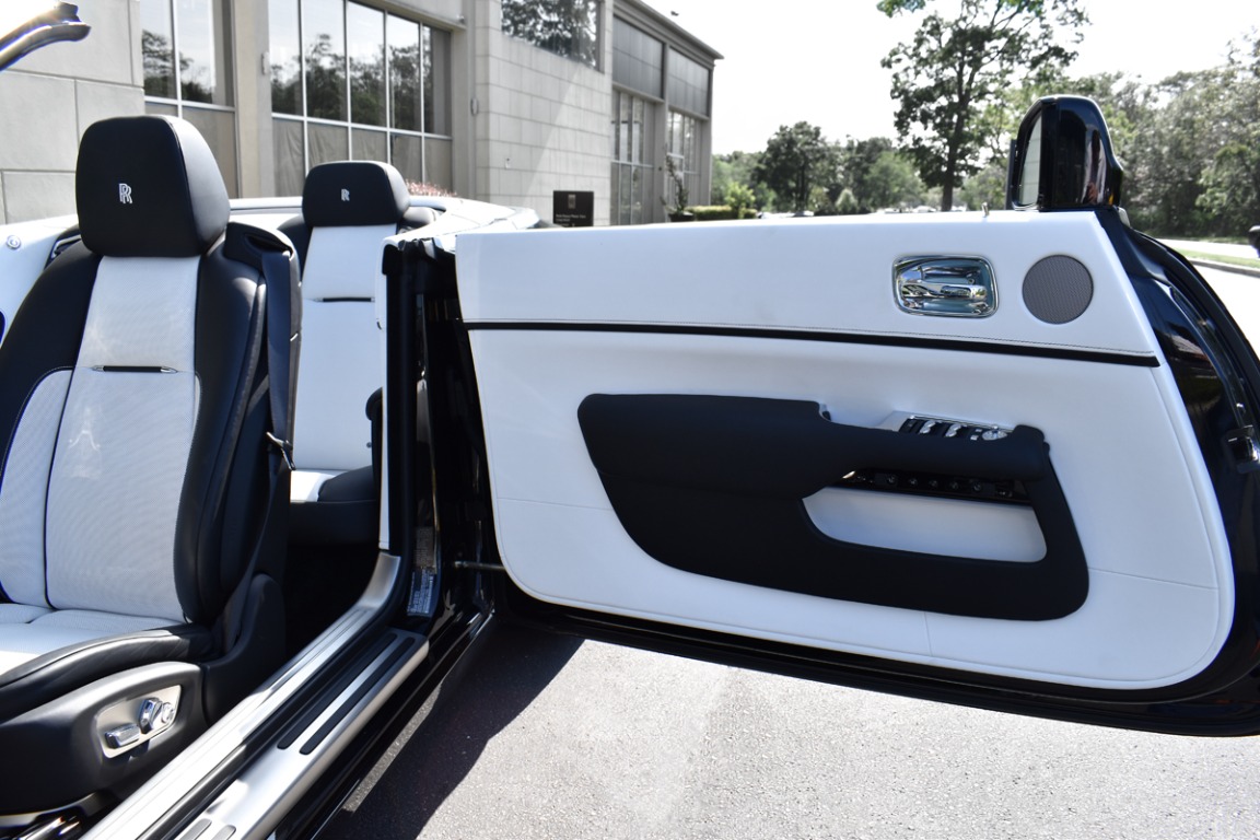2019 Rolls-Royce Dawn Image 6