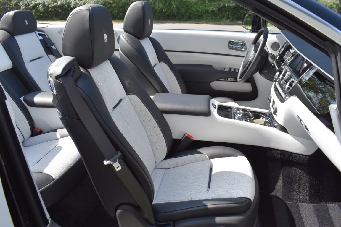 2019 Rolls-Royce Dawn Image 8