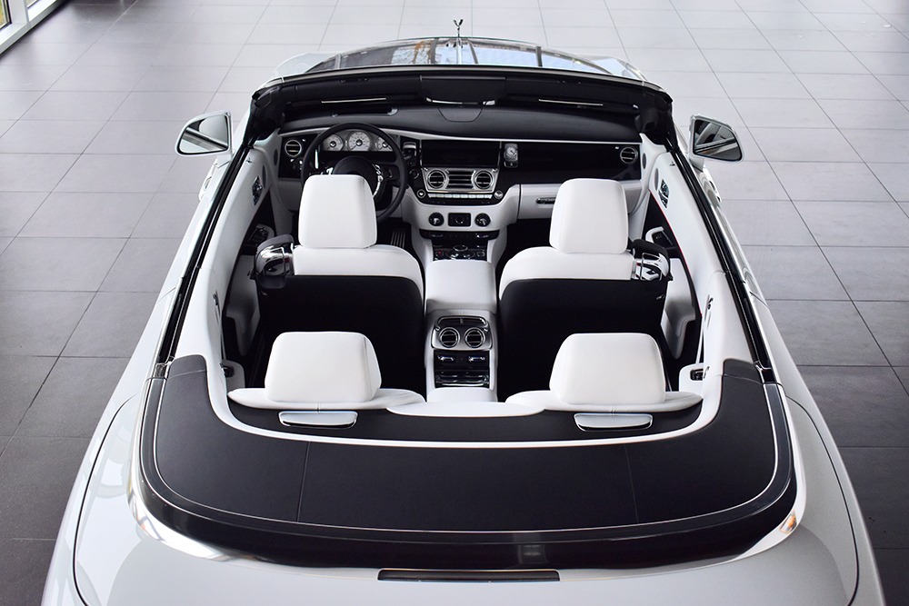 2019 Rolls-Royce Dawn Image 12