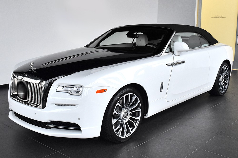 2019 Rolls-Royce Dawn Image 2