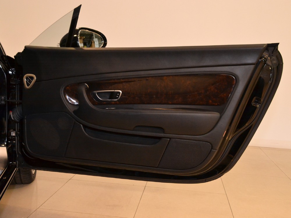 2006 Bentley Continental GT Image 19