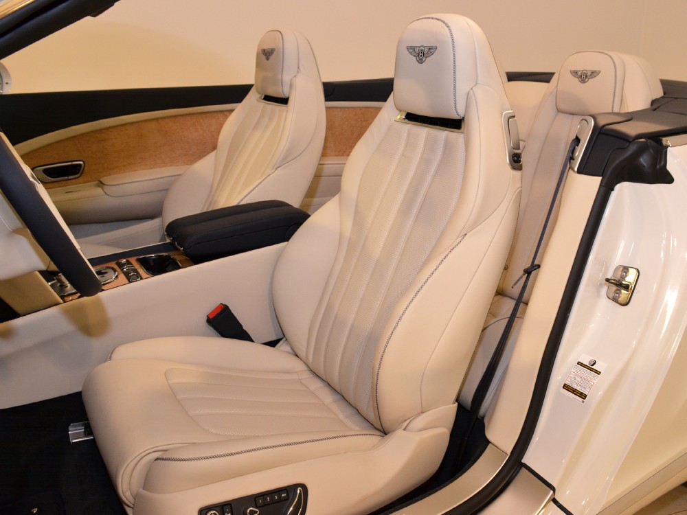 2012 Bentley Continental GT Convertible Image 22