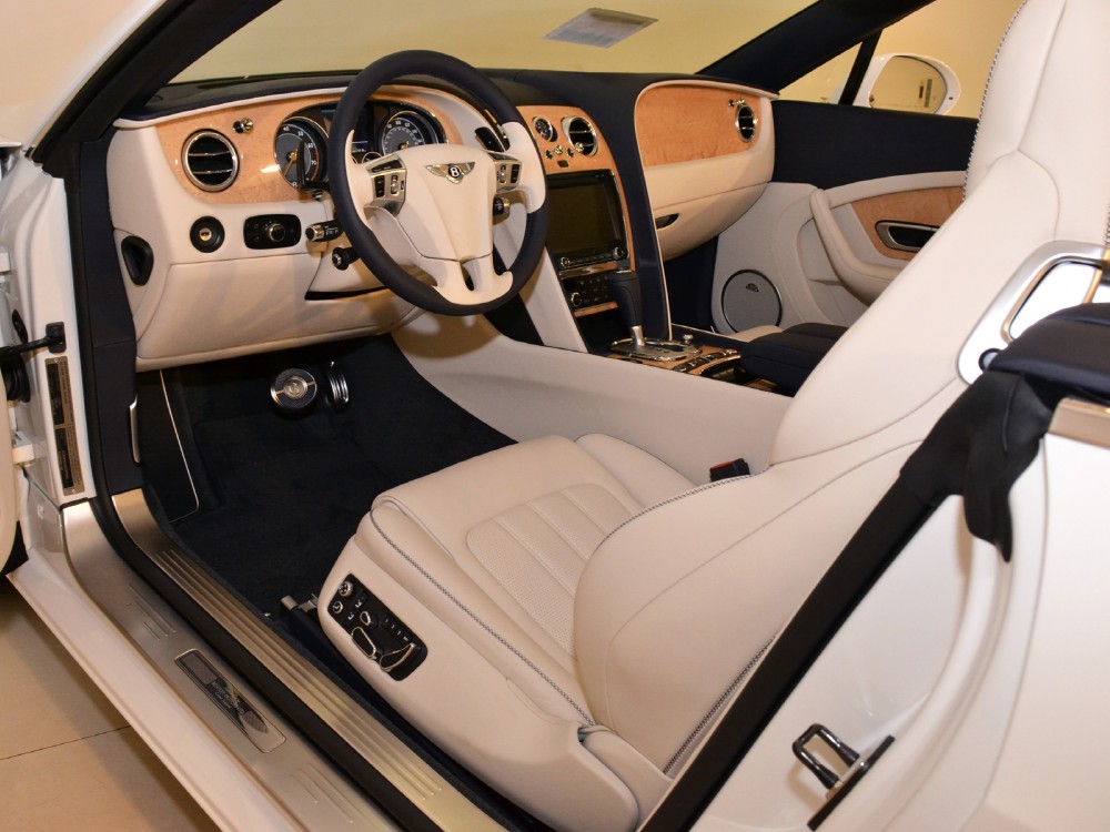 2012 Bentley Continental GT Convertible Image 3