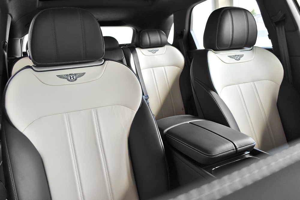 2019 Bentley Bentayga V8 Image 10