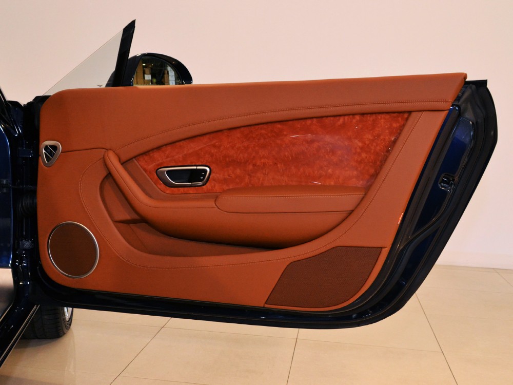 2012 Bentley Continental GT Convertible Image 27