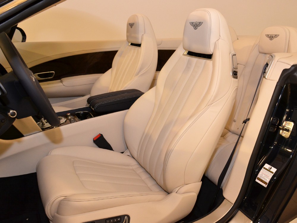 2012 Bentley Continental GT Convertible Image 22