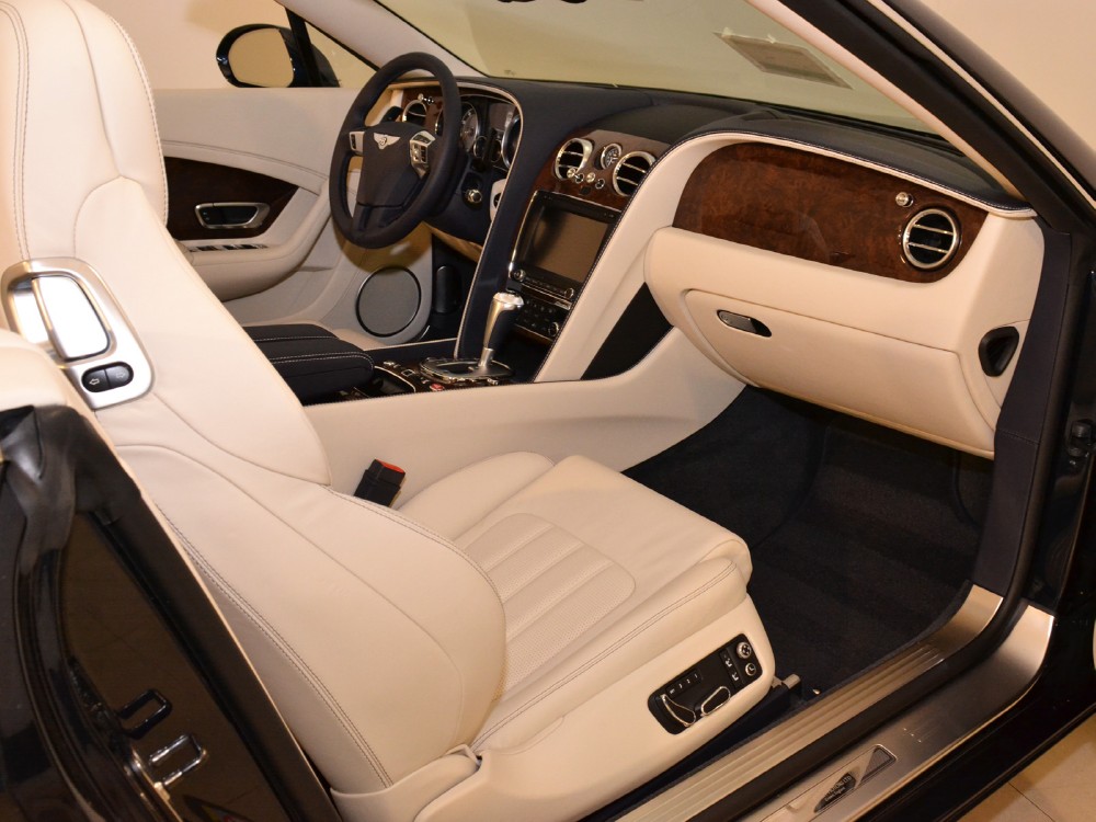 2012 Bentley Continental GT Convertible Image 24