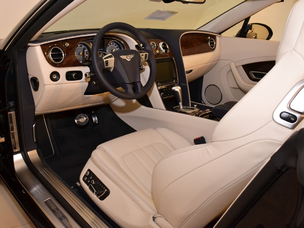 2012 Bentley Continental GT Convertible Image 3