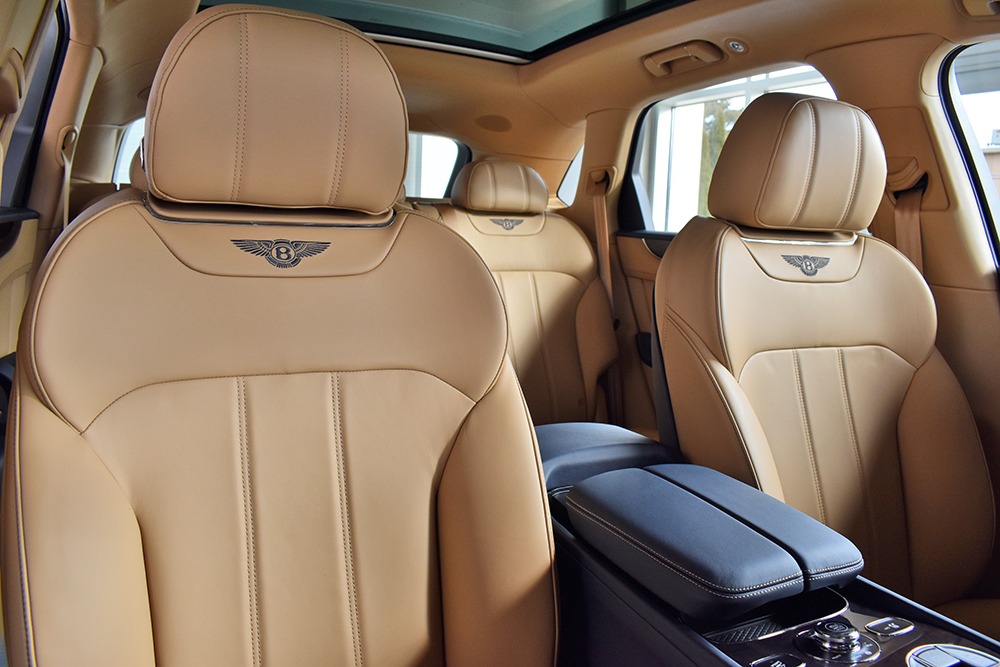 2019 Bentley Bentayga V8 Image 11