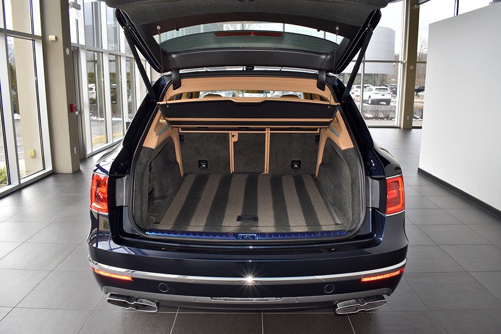 2019 Bentley Bentayga V8 Image 13