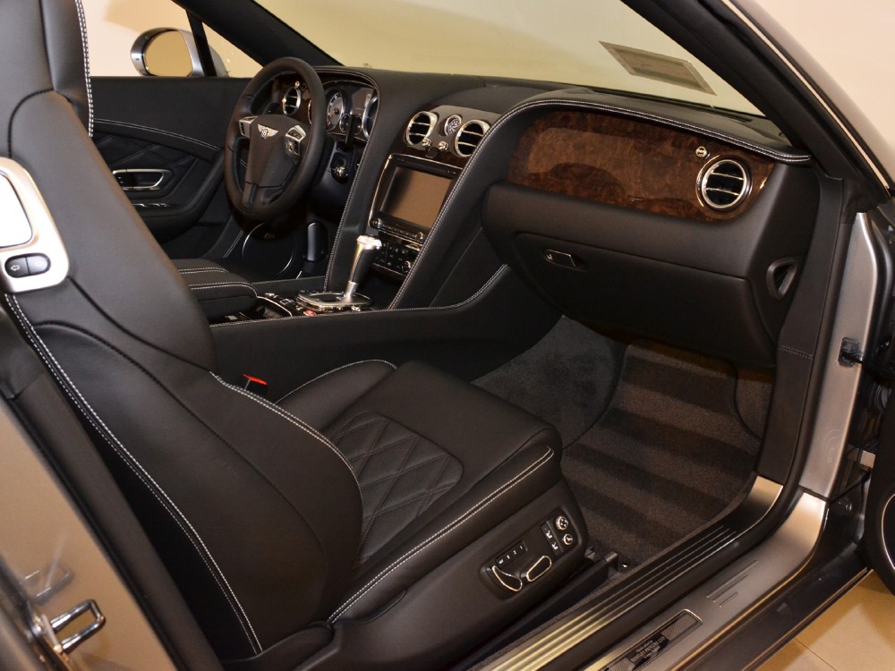 2012 Bentley Continental GT Convertible Image 24