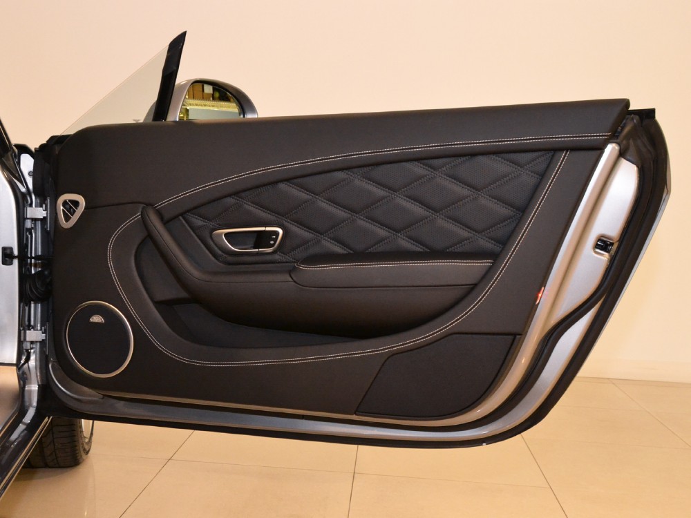 2012 Bentley Continental GT Convertible Image 27