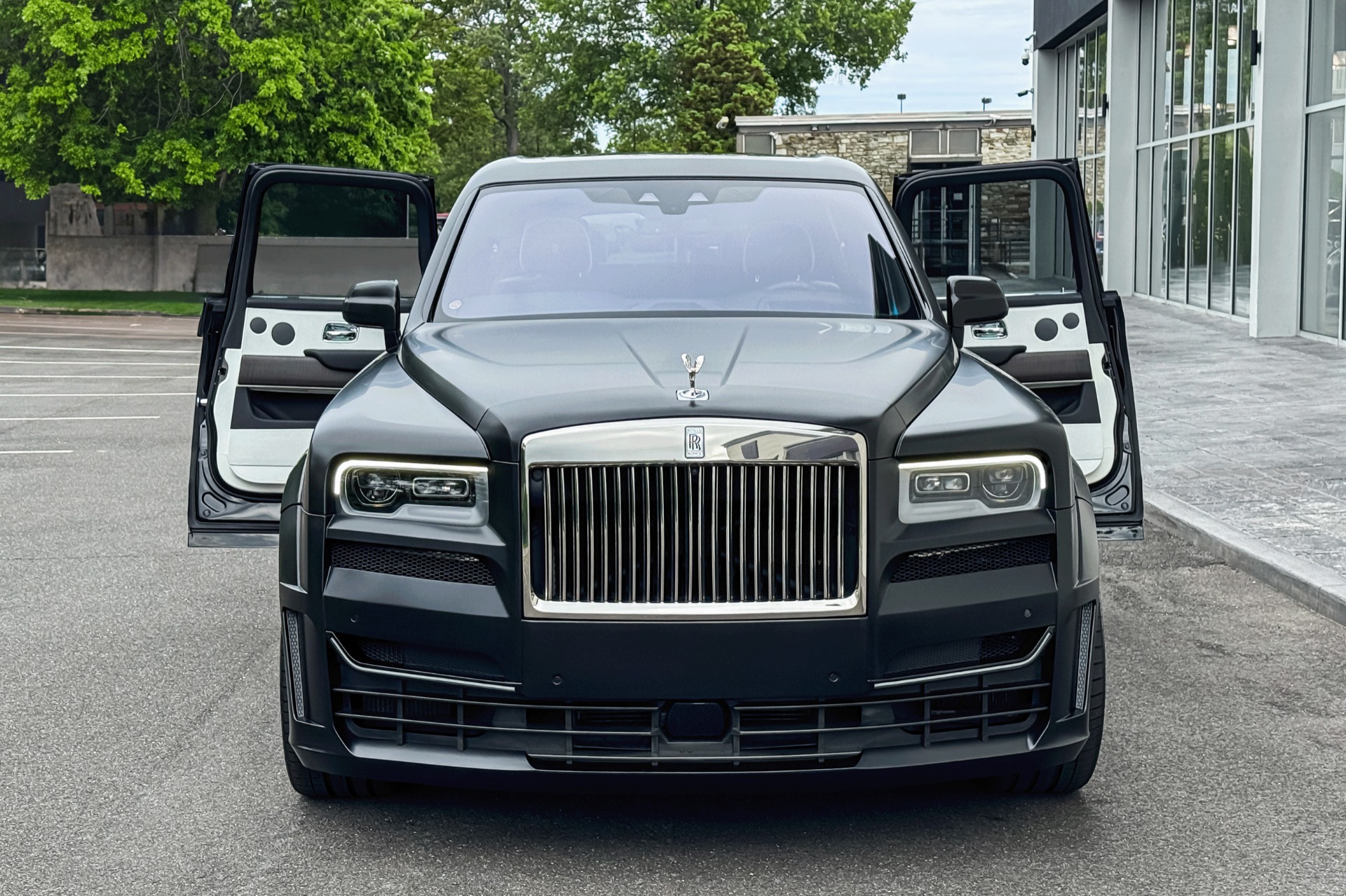 2019 Rolls-Royce Cullinan Image 5