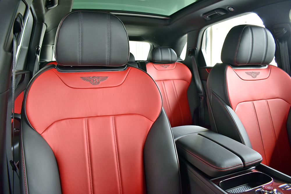 2019 Bentley Bentayga V8 Image 10