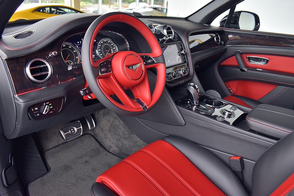 2019 Bentley Bentayga V8 Image 6