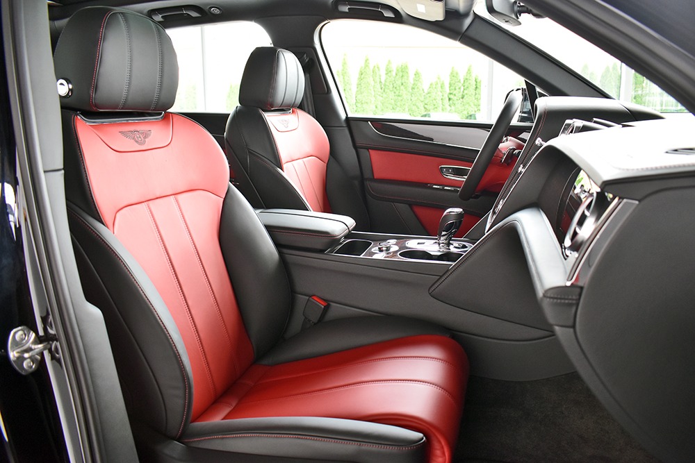 2019 Bentley Bentayga V8 Image 7