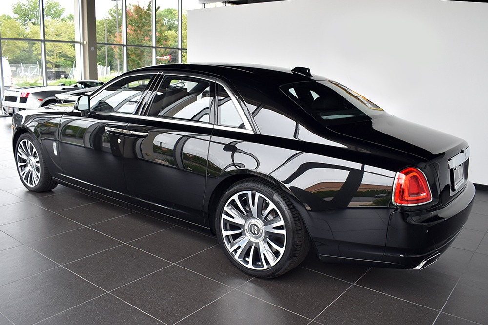 2019 Rolls-Royce Ghost Series II Image 2