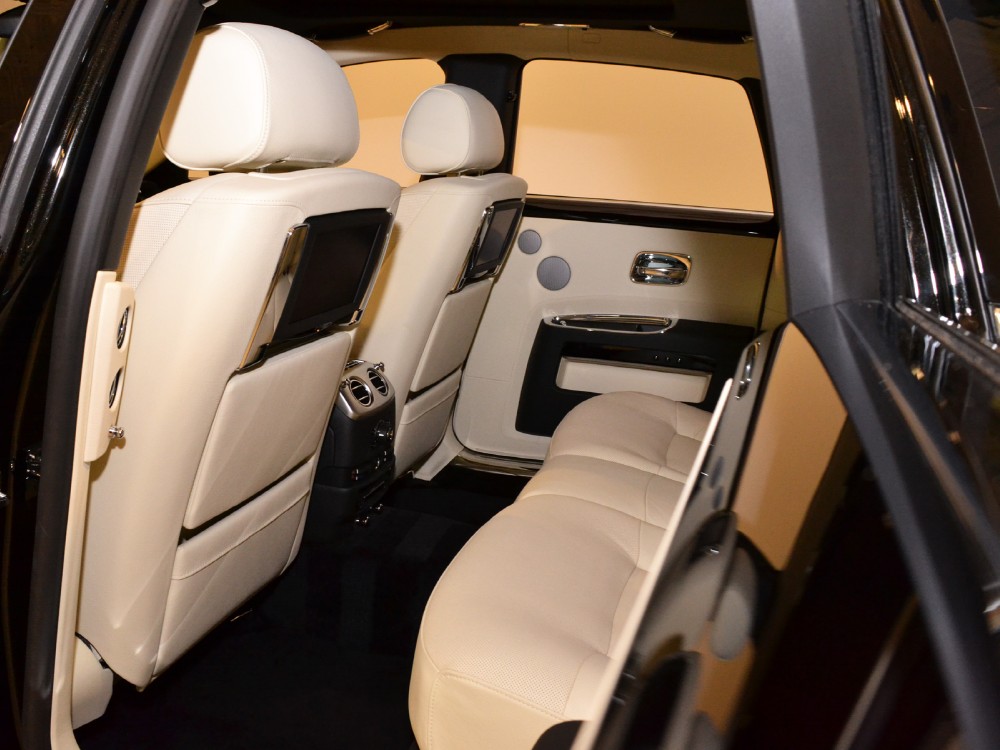 2011 Rolls-Royce Ghost Image 18