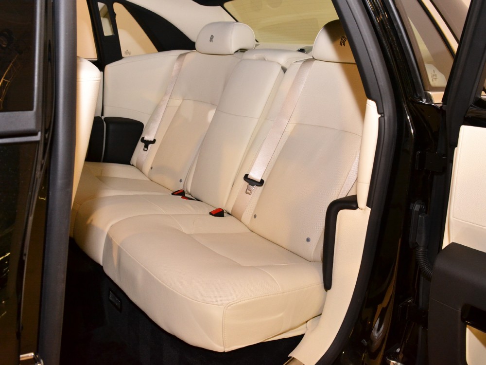 2011 Rolls-Royce Ghost Image 19