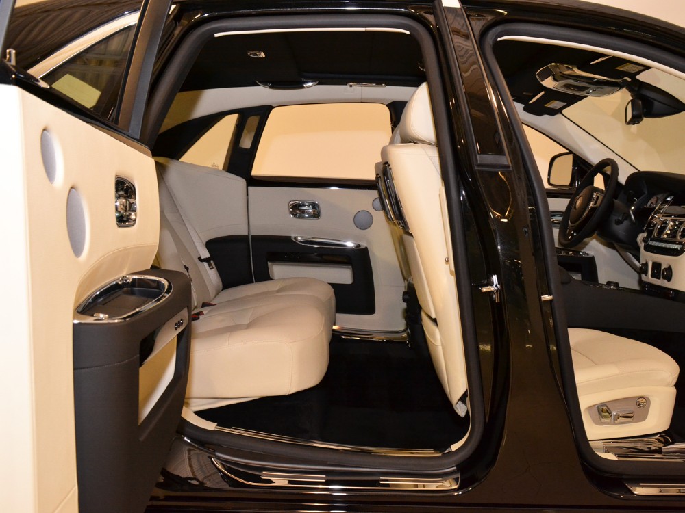2011 Rolls-Royce Ghost Image 20