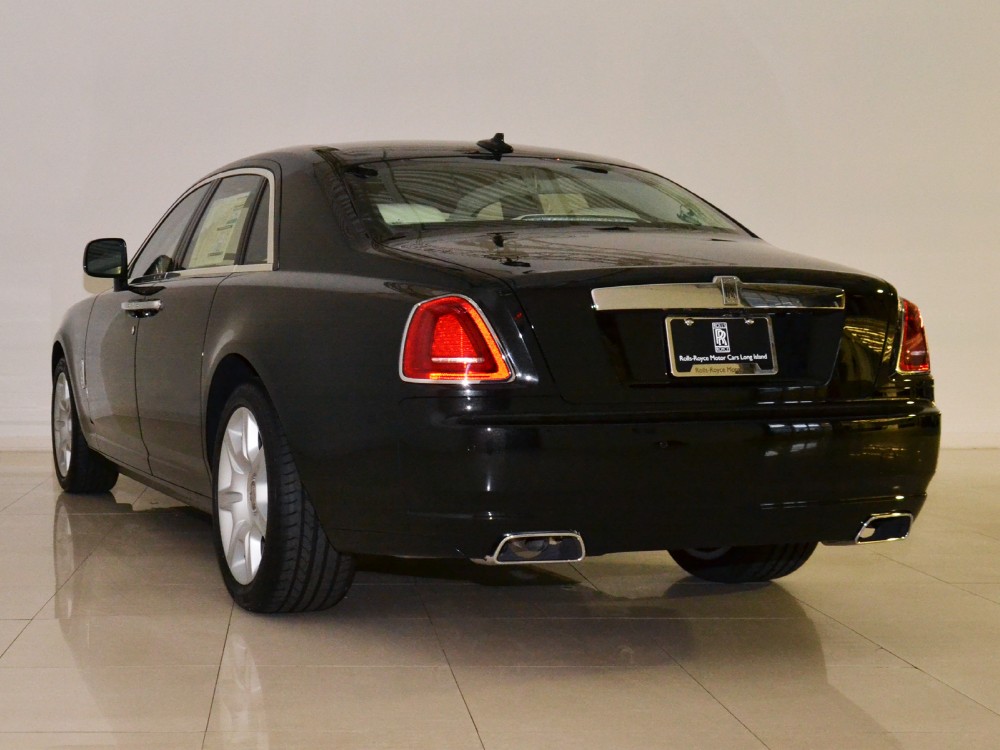 2011 Rolls-Royce Ghost Image 8