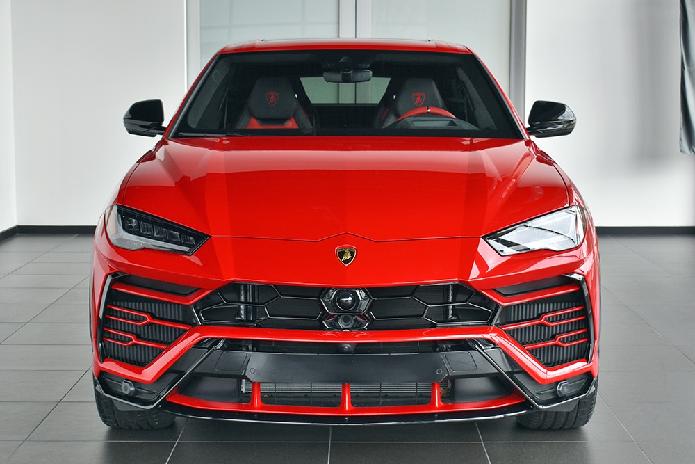 2019 Lamborghini Urus Image 13