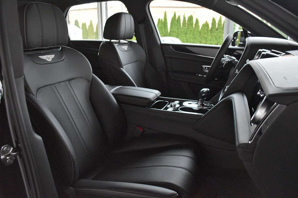 2019 Bentley Bentayga V8 Image 7