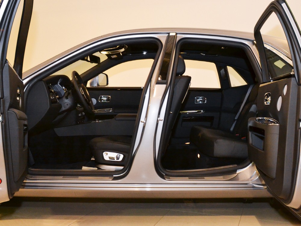 2011 Rolls-Royce Ghost Image 5