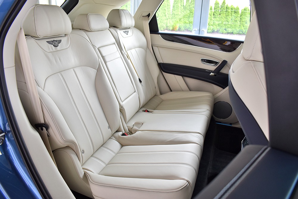 2019 Bentley Bentayga V8 Image 10