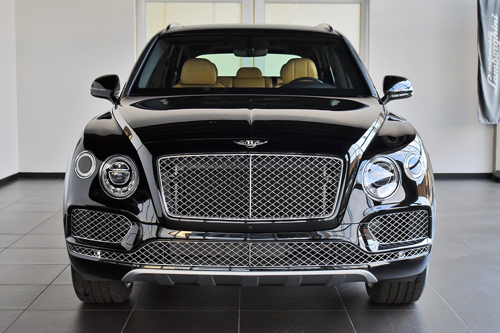 2019 Bentley Bentayga V8 Image 3