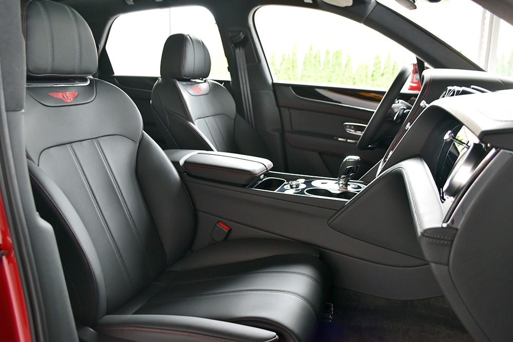 2019 Bentley Bentayga V8 Image 6