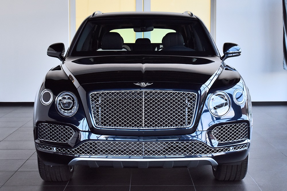 2019 Bentley Bentayga V8 Image 3
