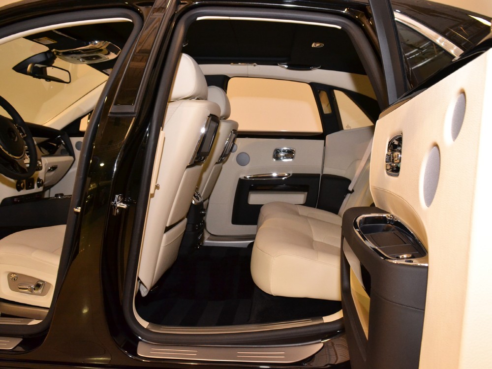 2011 Rolls-Royce Ghost Image 18