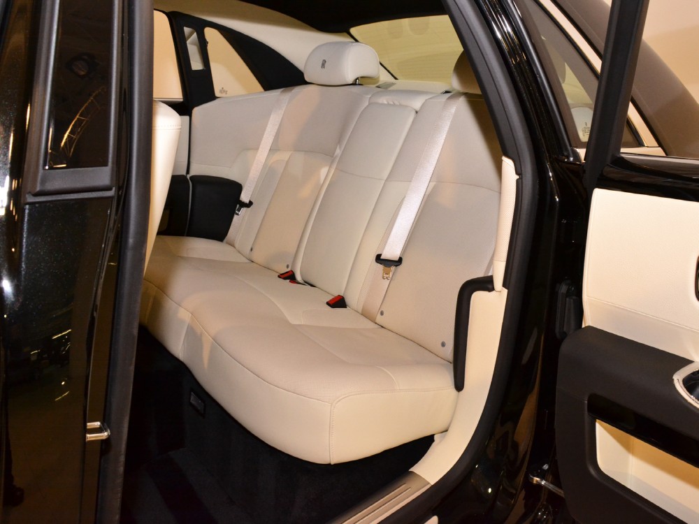 2011 Rolls-Royce Ghost Image 20