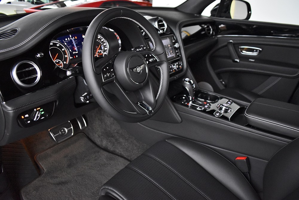 2019 Bentley Bentayga V8 Image 6