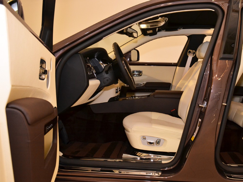 2011 Rolls-Royce Ghost Image 14
