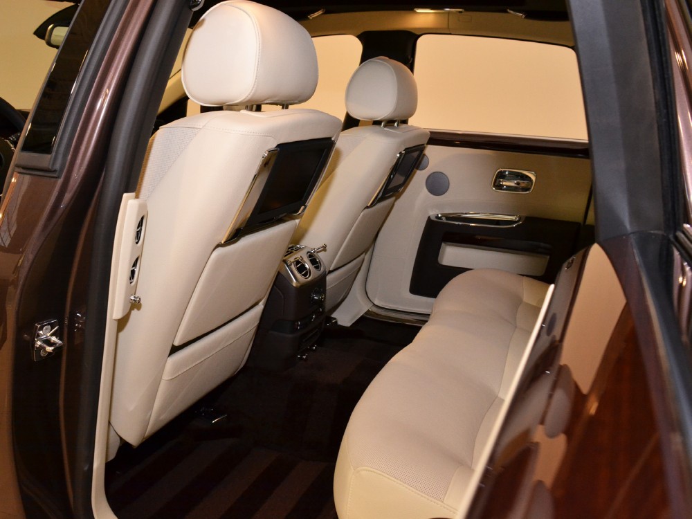 2011 Rolls-Royce Ghost Image 18